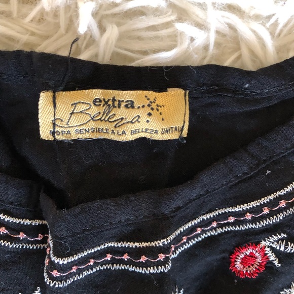 M? Embroided Top - Picture 3 of 7